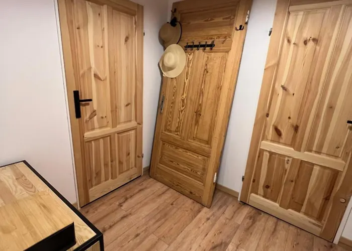 Whispers Of Forest And Sea - Апартаменти Сопот